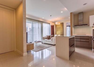 2 bed Condo in Q Langsuan Lumphini Sub District C11640