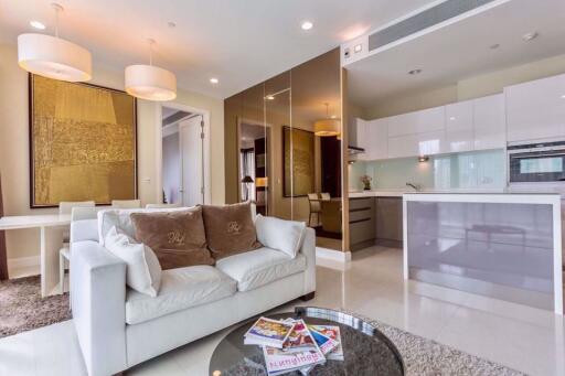 2 bed Condo in Q Langsuan Lumphini Sub District C11640