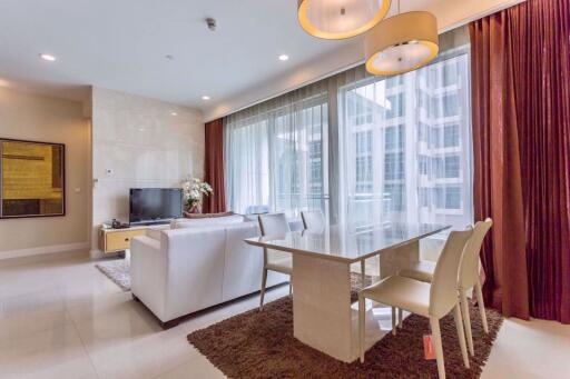 2 bed Condo in Q Langsuan Lumphini Sub District C11640