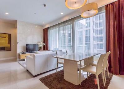 2 bed Condo in Q Langsuan Lumphini Sub District C11640