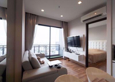 1 bed Condo in Ivy Ampio Huai Khwang Sub District C11621