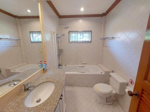 3Beds Family House for Sale in East Pattaya