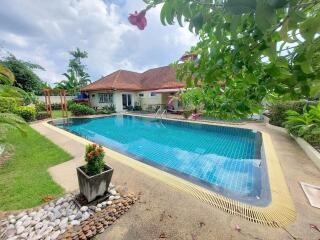 3Beds Family House for Sale in East Pattaya