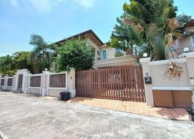 Private Pool House for Sale in East Pattaya