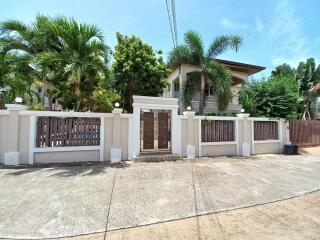 Private Pool House for Sale in East Pattaya