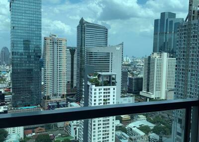 2 bed Condo in The Address Sathorn Silom Sub District C11606