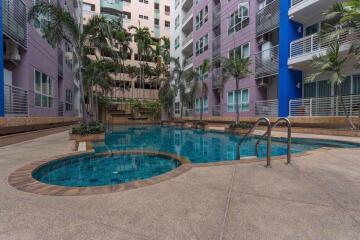 2 bed Condo in Avenue 61 Khlong Tan Nuea Sub District C11602