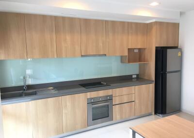 2 bed Condo in Baan Thippayadej Khlongtan Sub District C11599