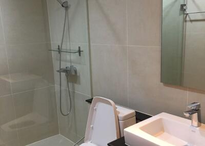 2 bed Condo in Living @ 24 Khlongtan Sub District C11598