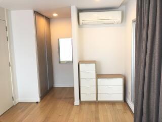 2 bed Condo in Living @ 24 Khlongtan Sub District C11598