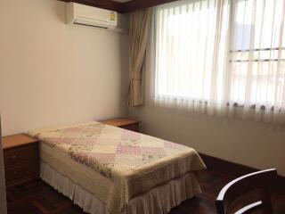 2 bed Condo in Baan Pakapan Khlongtan Sub District C11597