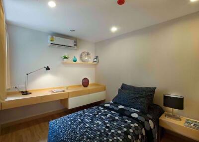 2 bed Condo in S9 Apartment Sathorn Yan Nawa Sub District C11583