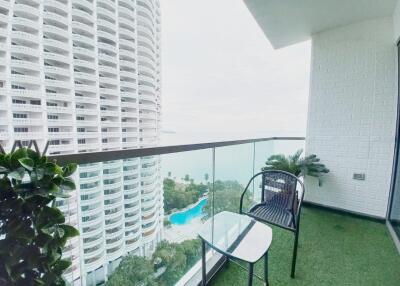 1Bed for Sale at Wong Amat Tower Condo