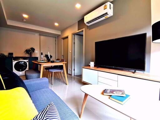 2 bed Condo in THE BASE Sukhumvit 50 Phra Khanong Sub District C11561