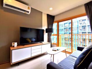 2 bed Condo in THE BASE Sukhumvit 50 Phra Khanong Sub District C11561