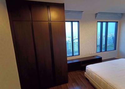 2 bed Condo in The Gallery Bearing Samrong Nuea Sub District C11548