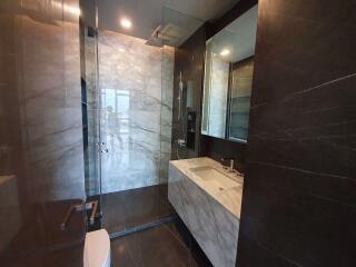 2 bed Condo in The Monument Thong Lo Khlong Tan Nuea Sub District C11542