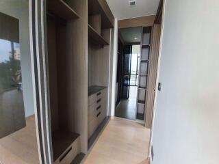 2 bed Condo in The Monument Thong Lo Khlong Tan Nuea Sub District C11542