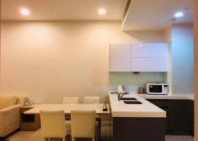 2 bed Condo in Q Langsuan Lumphini Sub District C11538