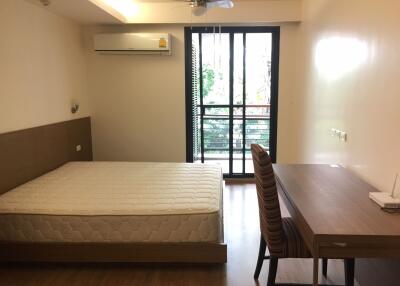 2 bed Condo in Mela Grande Khlong Toei Nuea Sub District C11535