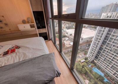 1 bed Duplex in Ideo Mobi Sukhumvit Bangchak Sub District D11483