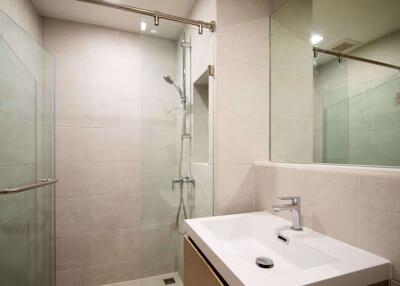 Studio bed Condo in Maestro 07 Victory Monument Thanonphayathai Sub District C11511