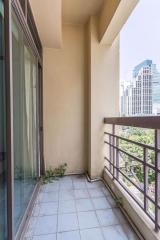 4 bed Condo in Royal Castle Khlong Tan Nuea Sub District C11506