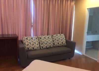 4 bed Condo in Chamchuri Square Residence Pathumwan Sub District C11495