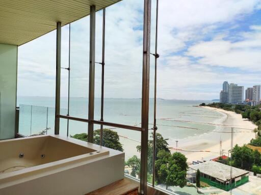 The Cove Condo Wong Amat Pattaya for Sale