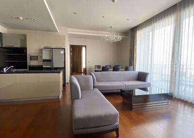 3 bed Condo in Quattro by Sansiri Khlong Tan Nuea Sub District C11454