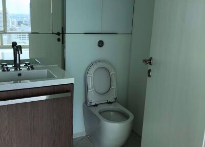 2 bed Condo in 185 Rajadamri Lumphini Sub District C11451