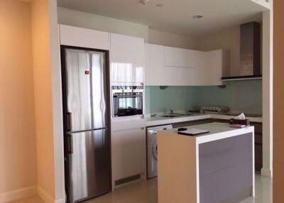 2 bed Condo in Q Langsuan Lumphini Sub District C11441