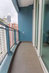 2 bed Condo in Q Langsuan Lumphini Sub District C11440