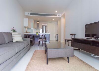 2 bed Condo in Q Langsuan Lumphini Sub District C11440