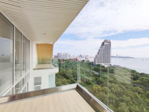 Luxury The Cove Condo For Sale in Wong Amat