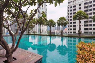 2 bed Condo in Q Langsuan Lumphini Sub District C11421