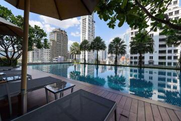 2 bed Condo in Q Langsuan Lumphini Sub District C11421