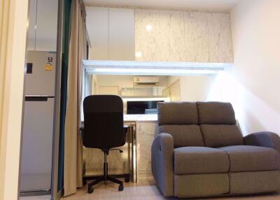 1 bed Condo in Aspire Sathorn - Ratchaphruek Bangwa Sub District C11420