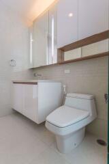 2 bed Condo in Q Langsuan Lumphini Sub District C11418