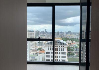 2 bed Condo in The Lofts Silom Silom Sub District C11415