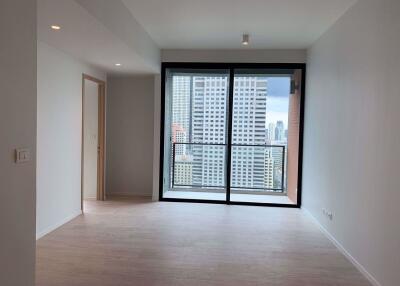 2 bed Condo in The Lofts Silom Silom Sub District C11415