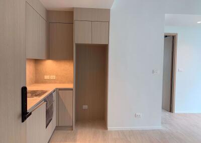 2 bed Condo in The Lofts Silom Silom Sub District C11415