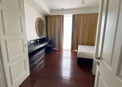 3 bed Condo in Baan Rajprasong Lumphini Sub District C11401