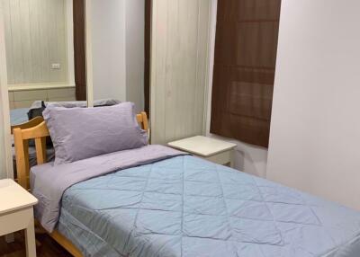 2 bed Condo in The Clover Khlong Tan Nuea Sub District C11399