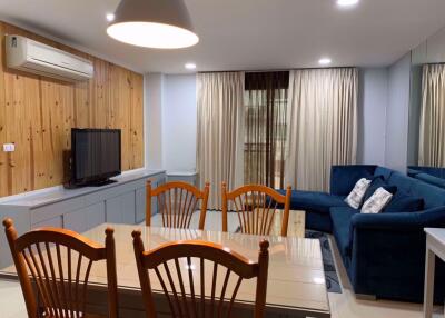 2 bed Condo in The Clover Khlong Tan Nuea Sub District C11399