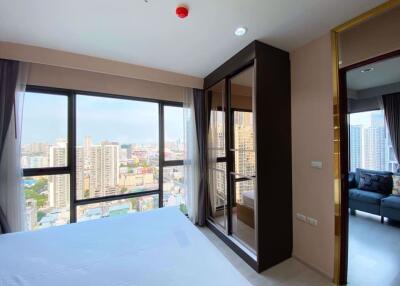 2 bed Condo in Rhythm Asoke Makkasan Sub District C11396