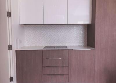 2 bed Condo in 185 Rajadamri Lumphini Sub District C11395