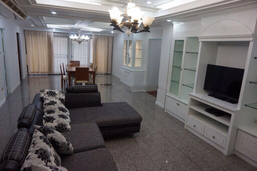 2 bed Condo in Mitr Mansion Khlong Toei Nuea Sub District C11391