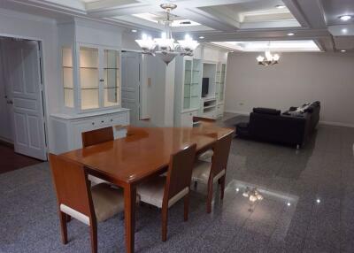 2 bed Condo in Mitr Mansion Khlong Toei Nuea Sub District C11391