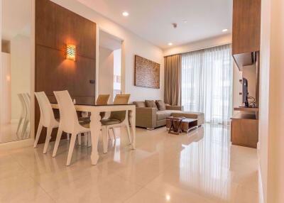 2 bed Condo in Q Langsuan Lumphini Sub District C11387